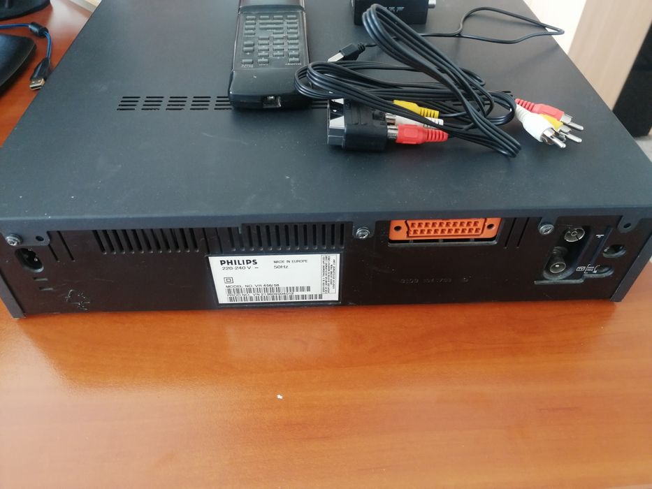 Magnetowid PHILIPS VR451/59 i VR456/58