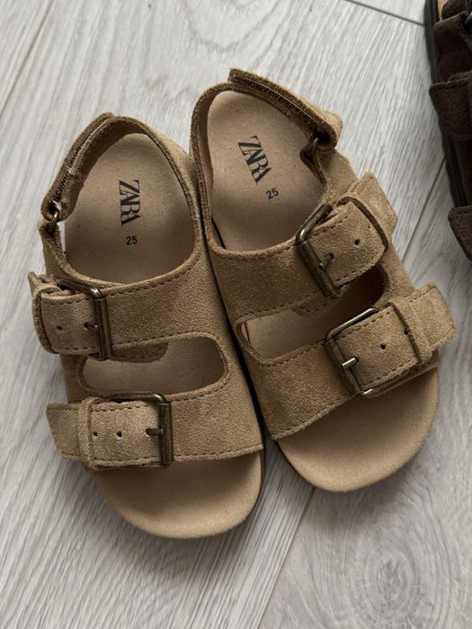 Шкіряні сандалії з ремінцем Zara