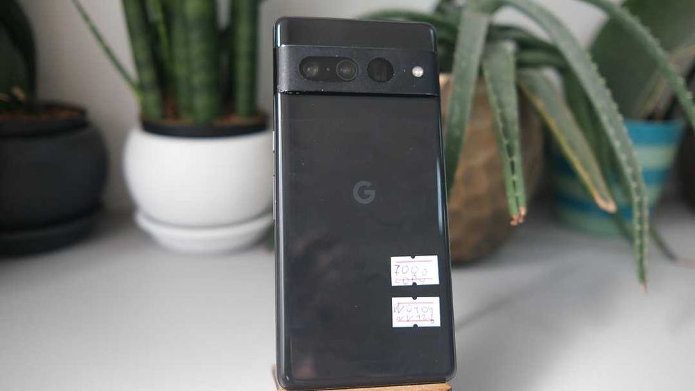 Google Pixel 7 Pro 12/128GB (Obsidian) Neverlock уцінка