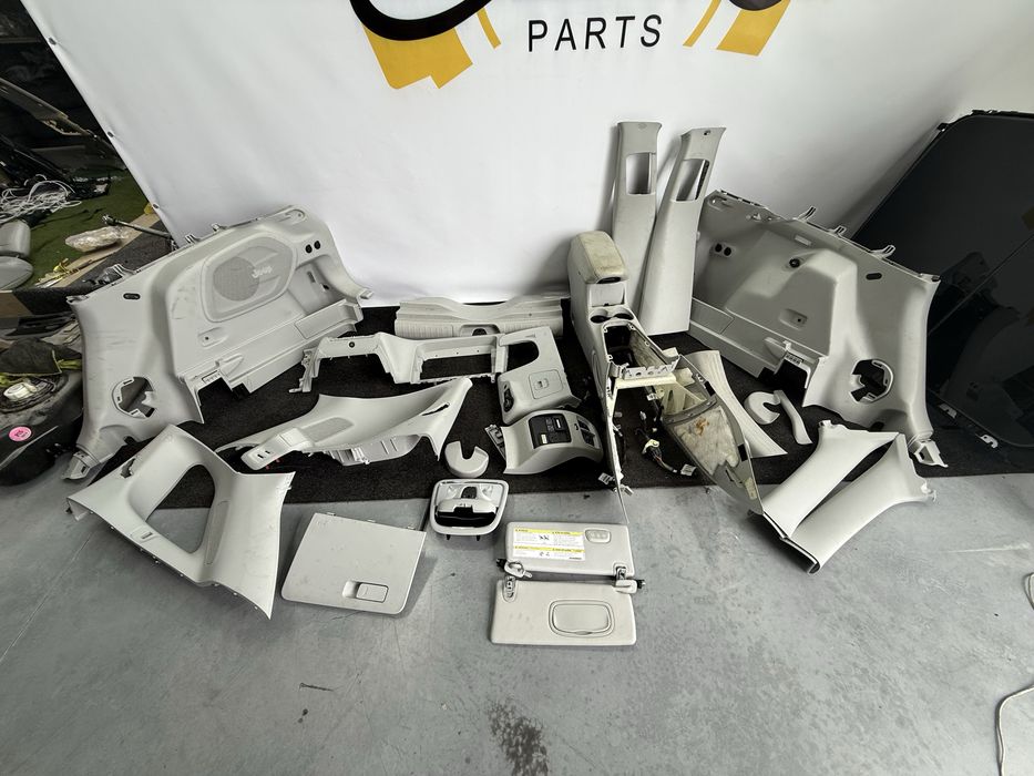 Jeep cherokee kl 2019+ пластик салону карти заглушки бардачок