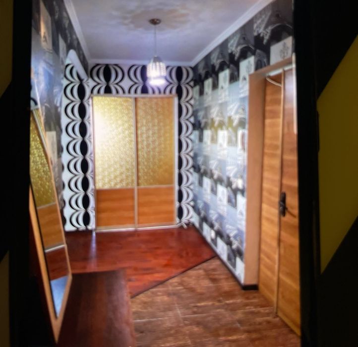 Продается 2-ух комнатная квартира в центре города Верхнеднепровска