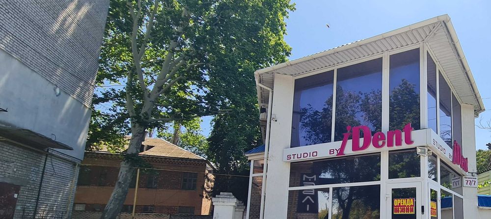 Продаж фасадного приміщення по вул. Погранична. 200 кв.м.