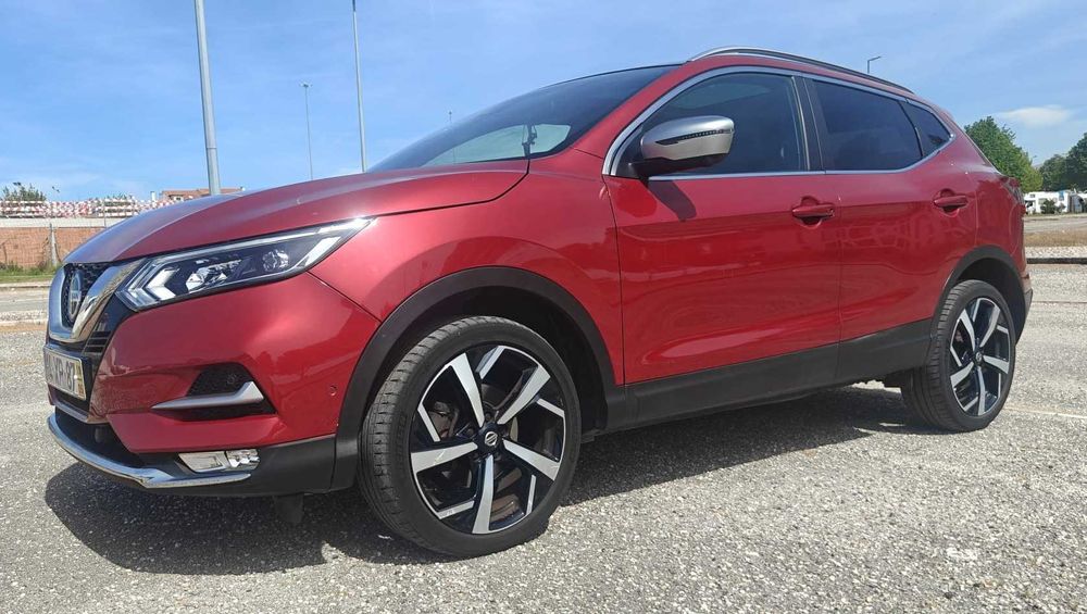 Nissan Qashqai 1.3 DIG-T Tekna Premium Bose