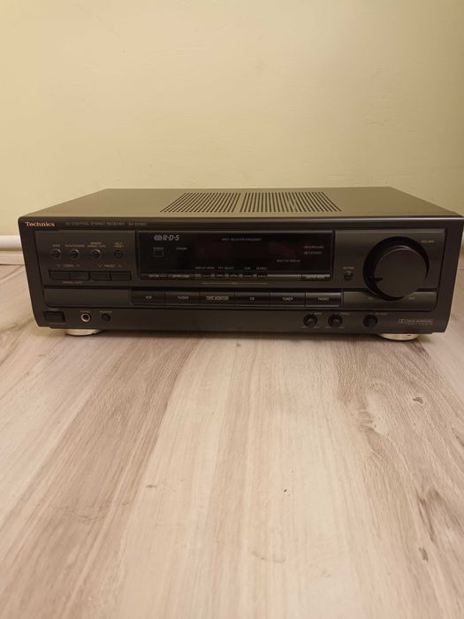 Amplituner Technics