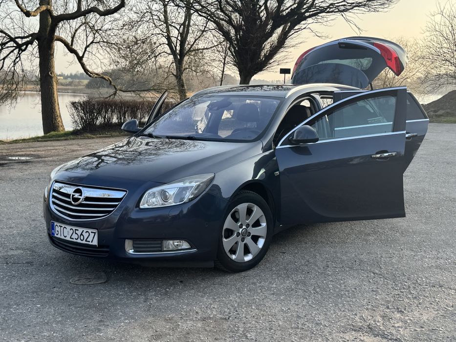 Opel Insignia 2011