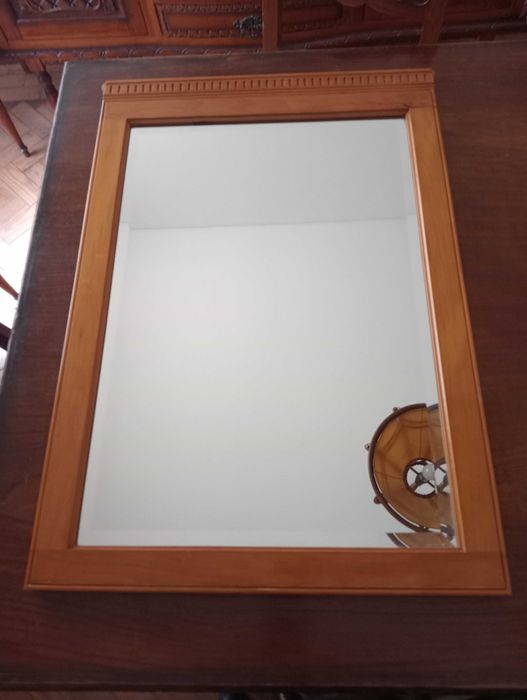 Espelho Vintage em Madeira de Cerejeira (80x55cm) – Estilo Clássico