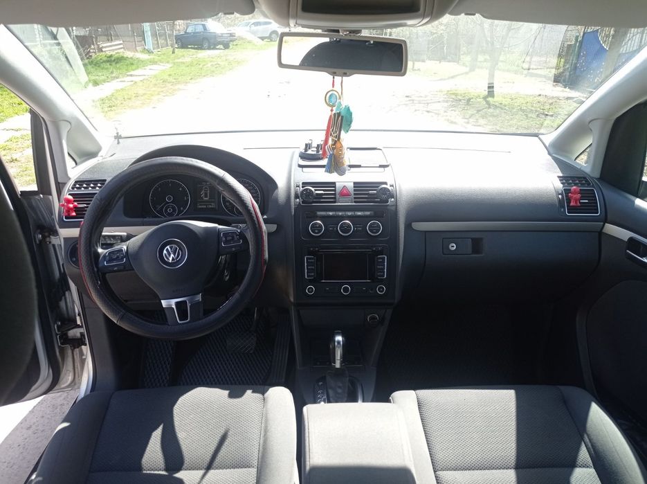 Продам Volkswagen touran