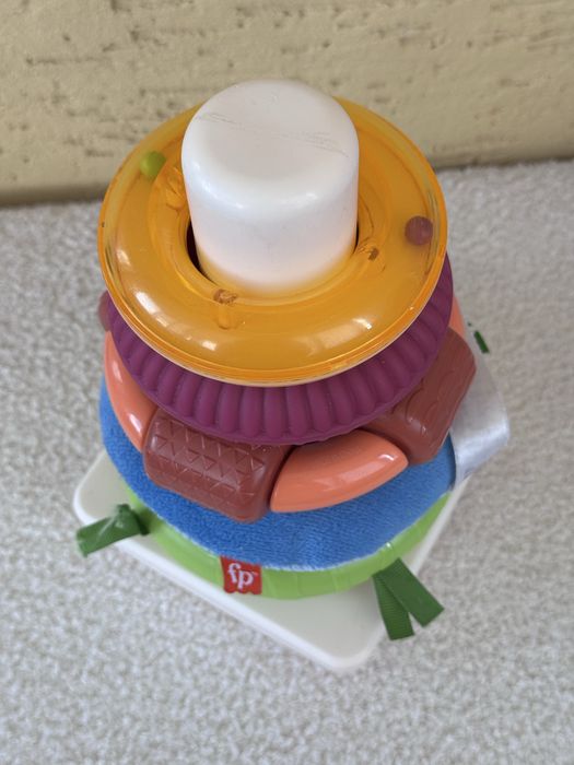 Пірамідка Fisher-Price Розвиток сенсорики
