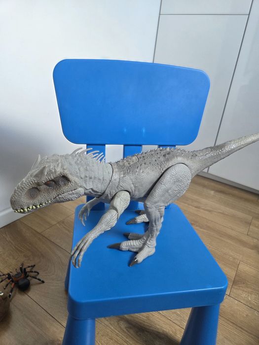 Dinozaury,zabawki