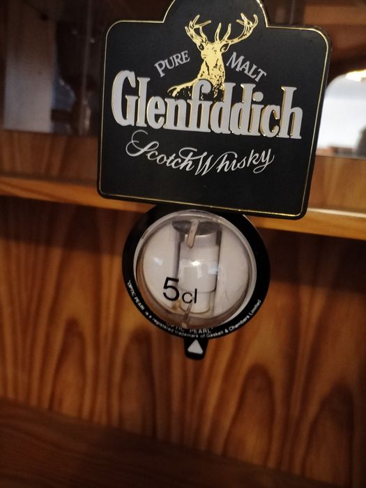 Dispensador de Glenfiddich para bar