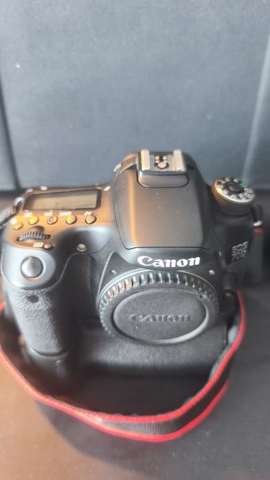 Canon 70D + Grip