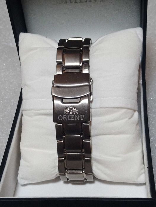 годинник Orient titanium хронограф