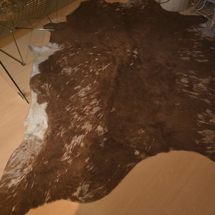 Carpete pele de vaca seminova