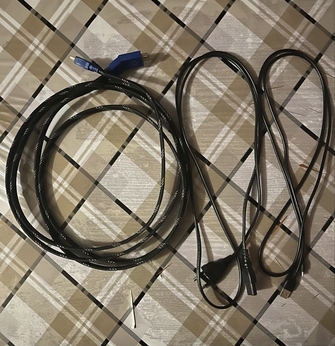 пс4 слим на 1 тб с двумя джойстиками