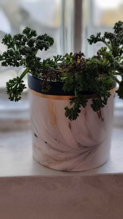 Vaso em louça lindissimo