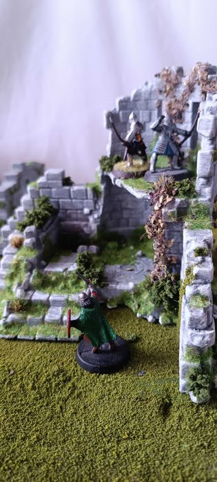 wargaming Ruiny – budynek 2 poziomy 28mm teren