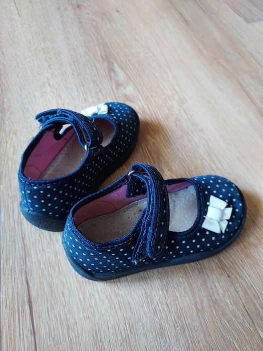 Kapcie Kornecki rozmiar 22