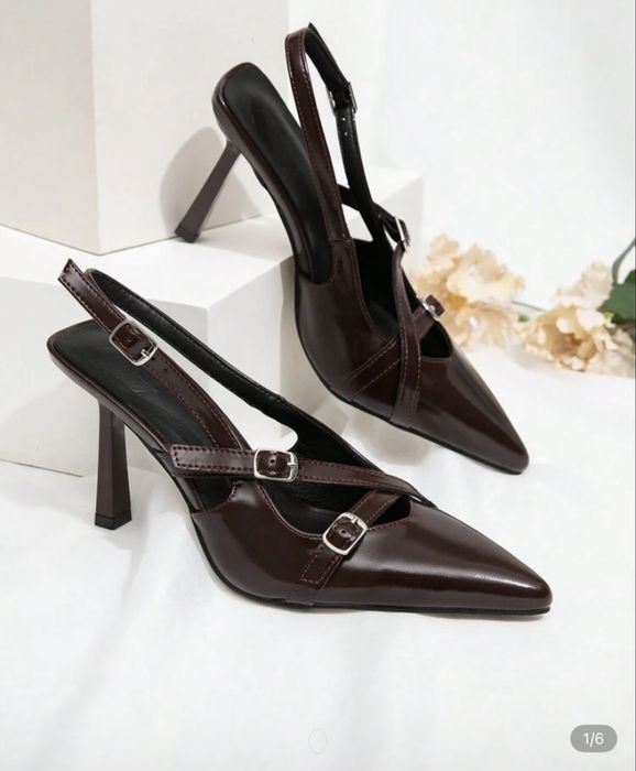 Vendo Sapato de salto alto SHEIN Novo e embalado