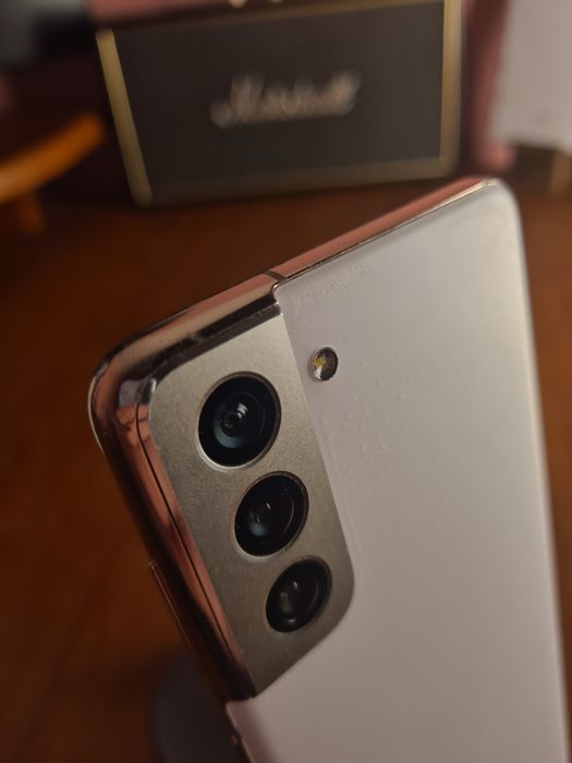 Samsung Galaxy s21 5G 8/128 120Hz UI7