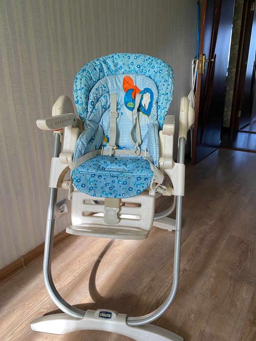 Продам стульчик  для кормления от 0 и до 12+Chicco Polly Magic
