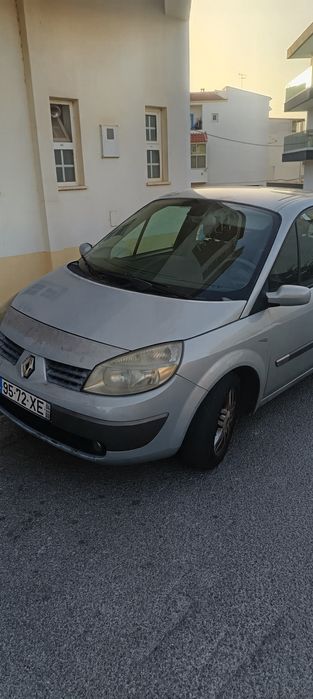 Vendo carro Renault Scenic