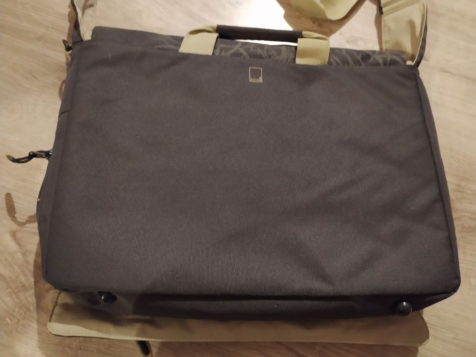 Sprzedam torbę na laptopa 15- 17 cali. Nowa!