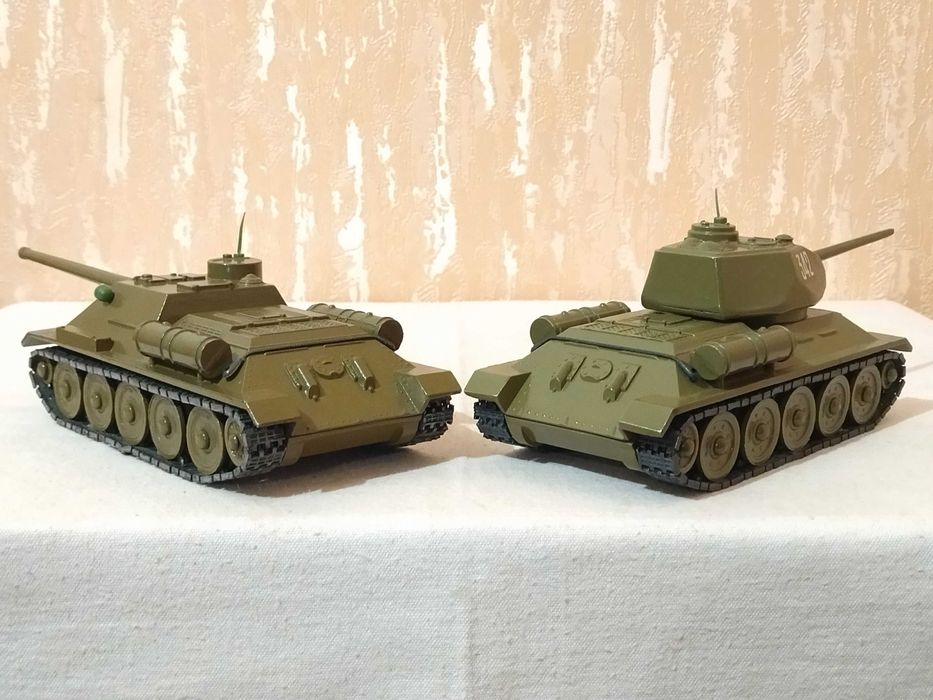 Танк 1:43 Т-34 + СУ-100 Танк 1:43 СССР.