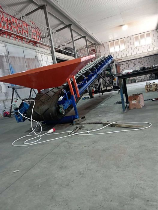 Стрічковий транспортер, наявність, прямий, похилий, шевронний СК-400х6мх380В / власне виробництво конвеєрів / погрузчиків