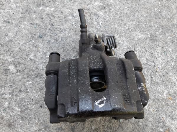 Pinça travão / maxila de travão trás direita FORD Transit Connect I (P