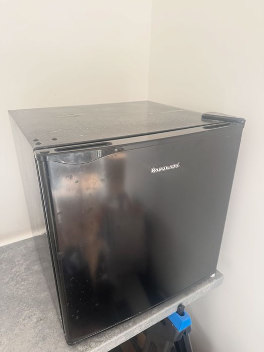 Lodówka Mała Mini Hotelowa Ravanson LKK-50B 48,5cm 41 dB Czarny