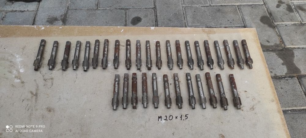 Продам Плашки-Лерки,метчики, развертки, конус морзе,старые запасы ссср