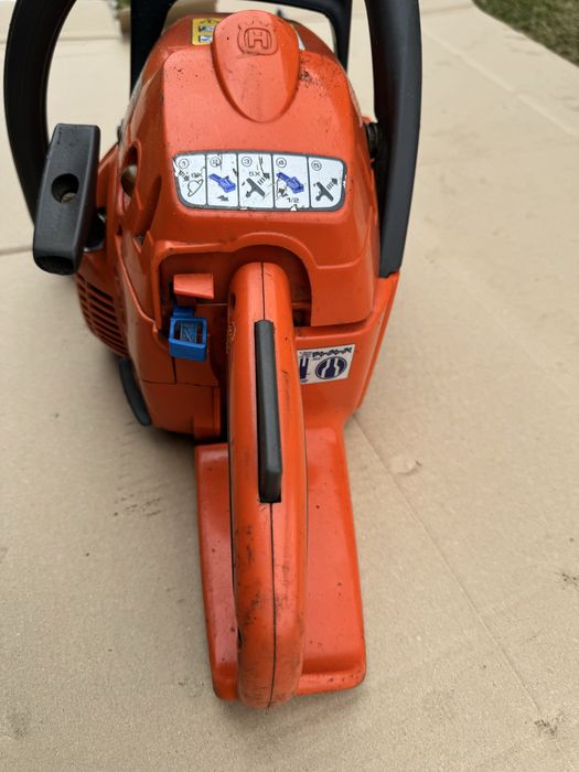 Pila spalinowa Husqvarna 240 e