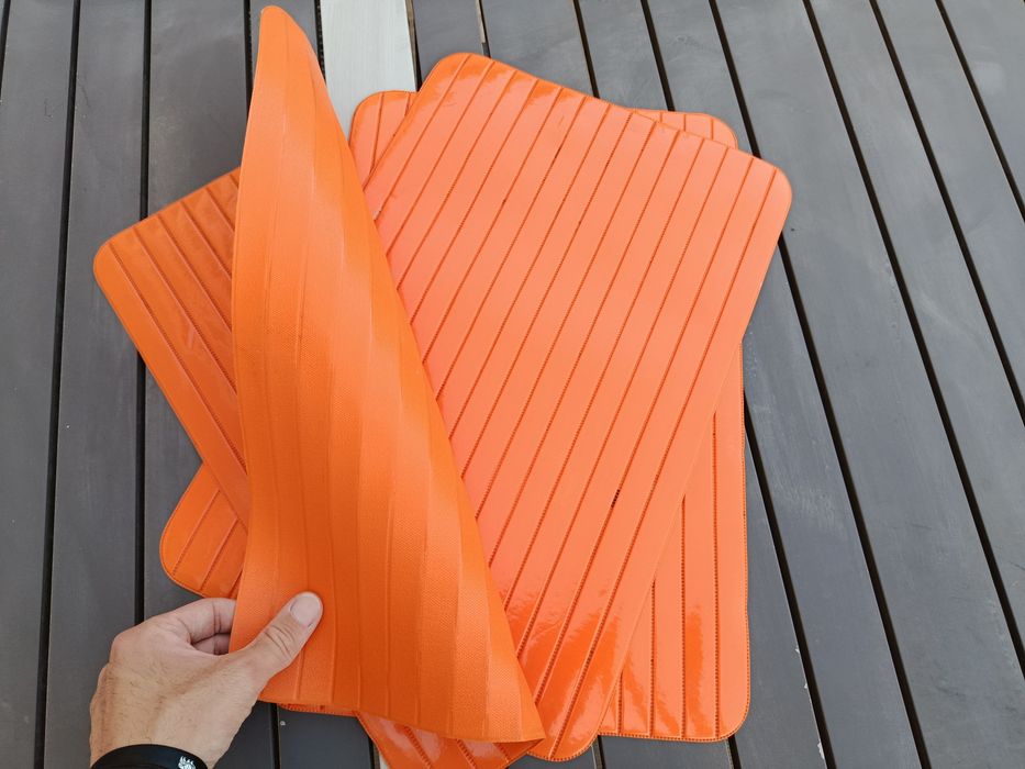 Conjunto 3 Individuais de Mesa Laranja Flexíveis | Set of 3 Orange Flexible Placemats
