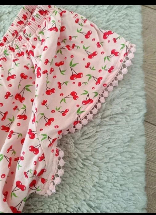Urocza bluzka w wisienki 2xl-5xl