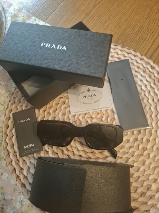 Okulary przeciwsłoneczne prada