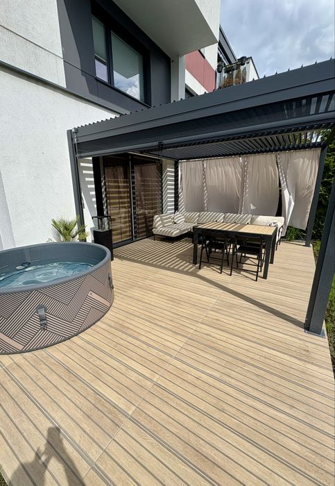 Karnisz rozporowy czarny mat