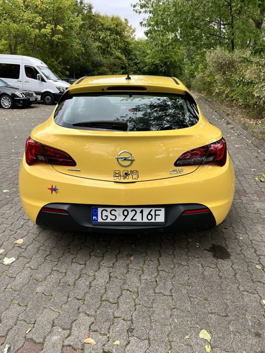 Opel Astra J GTC 1.4 Turbo + LPG | 2012 |