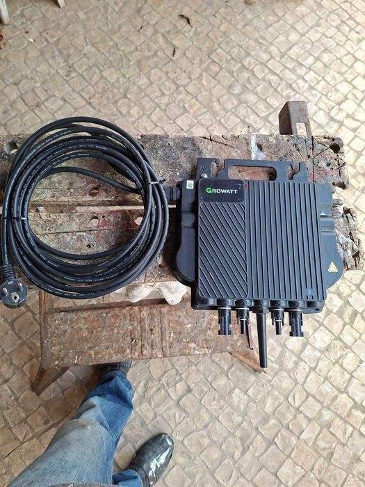 MICRO INVERSOR para dois paineis solaresWI-FI