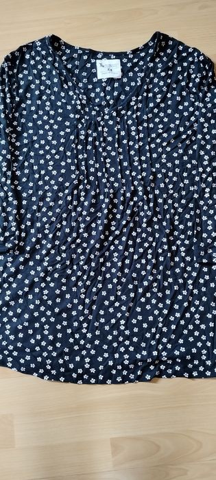 Ładna Duża Bluzka TuClothing 5XL stan jak nowa