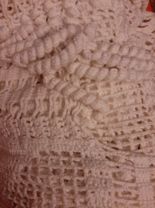 Colcha Vintage em Croché, feita à mão.