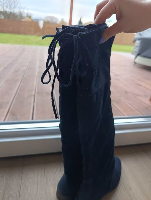 Granatowe zamszowe kozaki 37