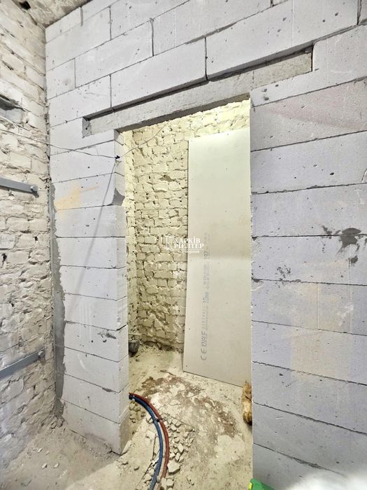 D1M Продам 2 кімн. квартиру 47 м2 в ЖК Семінарський