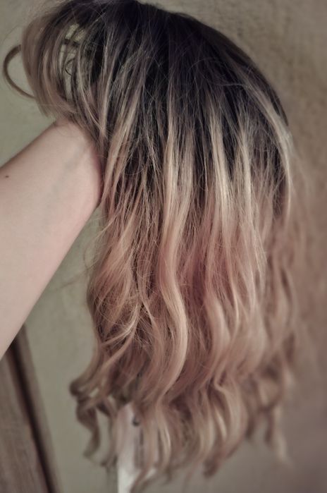 Peruka włosy blond