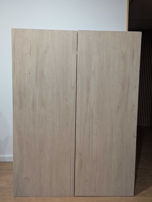 Armário de Madeira com 2 portas