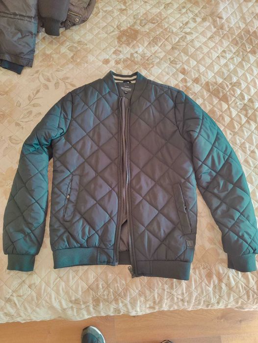 Navy blue Tiffosi coat, size L, in excellent condition, like new