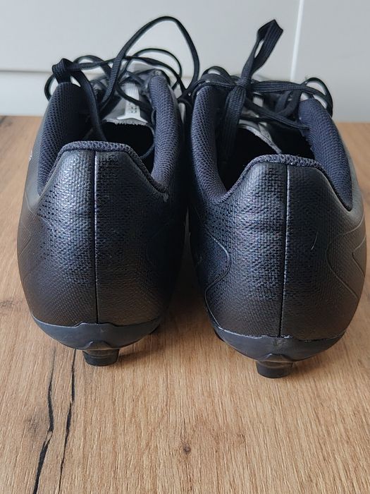 Męskie korki puma ultra 5 play fg/ag rozmiar 44