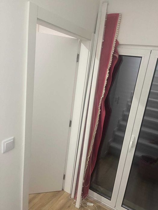 Calha e cortinado japonês rosa fucsia + cortinados laterais, almofada