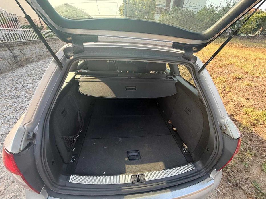 AUDI A4 1.9TDI PD 130CV NACIONAL