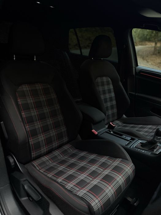VW GOLF 7 GTI DSG 2.0 220cv