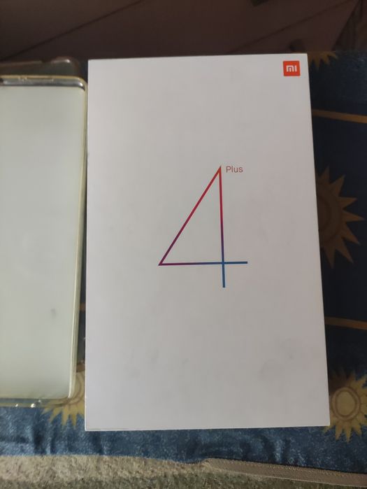 Продам планшет Mi Pad 4 plus Lte,на сим карте, состояние нового